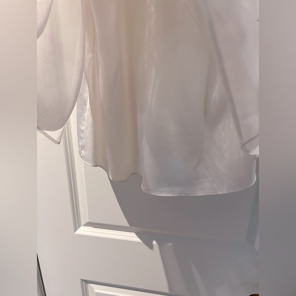 WHBM Sleeveless White Layered Blouse With Triangle Beaded Detail - Size Medium - Picture 2 of 7